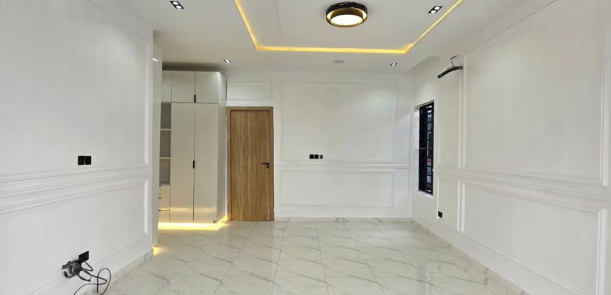 Spacious 4 Bedrooms Duplex