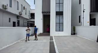Luxurious 5-Bedroom Executive Duplex in Lekki 2nd Tollgate