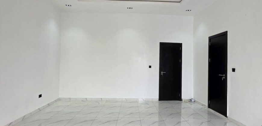 Stunning 5-Bedroom Fully-Detached Duplex