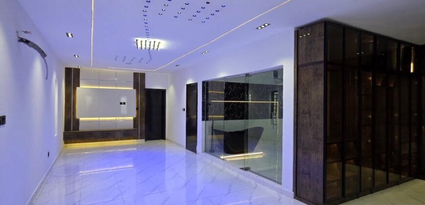 Luxury 5-Bedroom Fully Detached Duplex with BQ