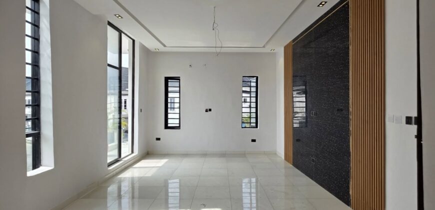 Premium 5-Bedroom Fully Detached Duplex with BQ