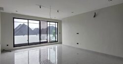 Luxurious 5-Bedroom Executive Duplex in Lekki 2nd Tollgate