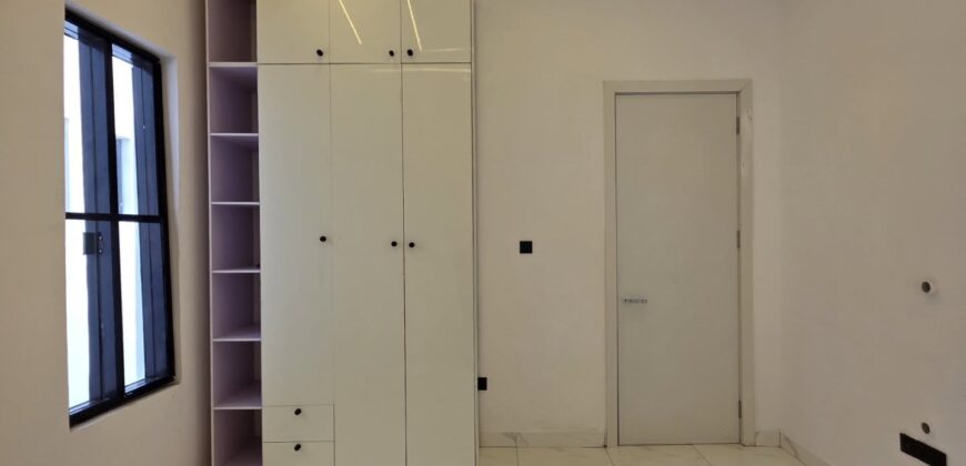 Luxury 5-Bedroom Fully Detached Duplex with BQ