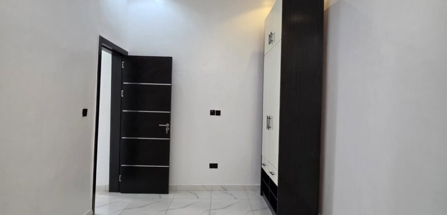 Stunning 5-Bedroom Fully-Detached Duplex