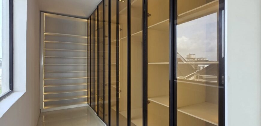 Premium 5-Bedroom Fully Detached Duplex with BQ