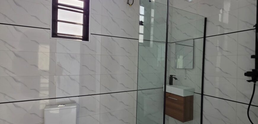 Stunning 5-Bedroom Fully-Detached Duplex