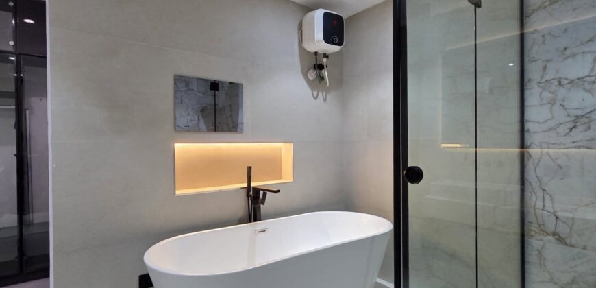 Orchid’s Finest – Fully Furnished 5-Bedroom Duplex with Boys’ Quarters