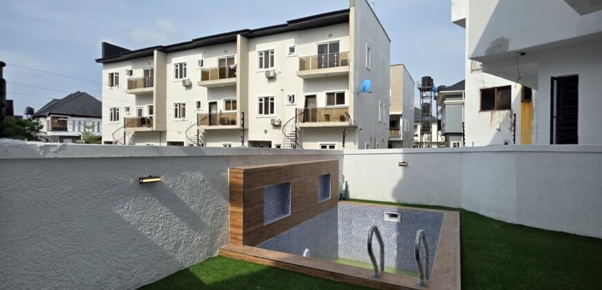 Modern 5 Bedroom Executive Duplex