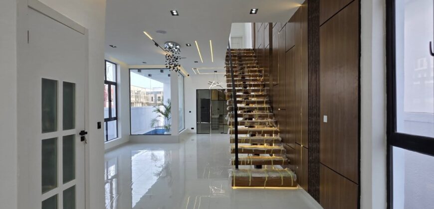 Ikota Villa Estate’s Finest