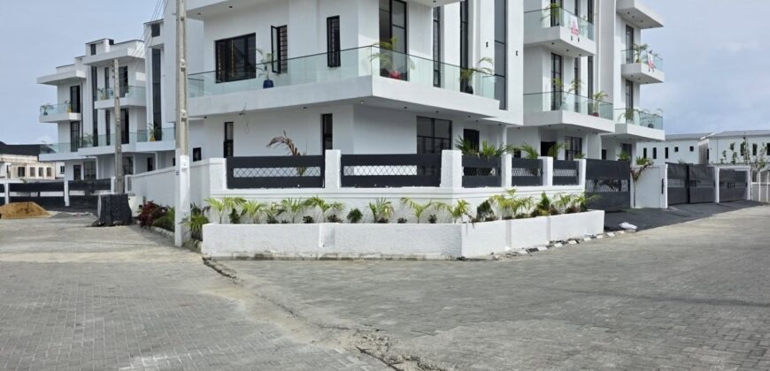 Premium 5-Bedroom Fully Detached Duplex with BQ