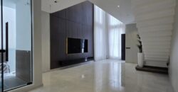 Luxurious 5-Bedroom Executive Duplex in Lekki 2nd Tollgate