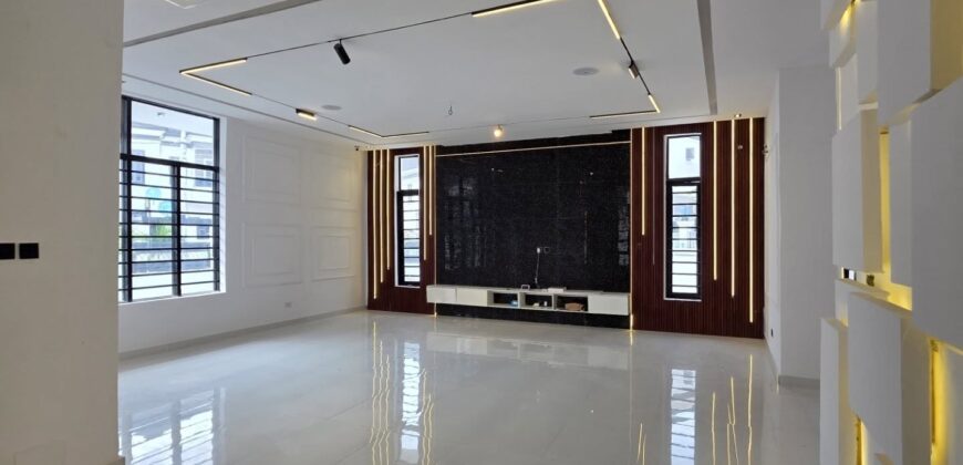 Premium 5-Bedroom Fully Detached Duplex with BQ