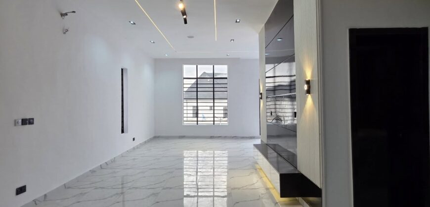 Luxury 5-Bedroom Fully Detached Duplex with BQ